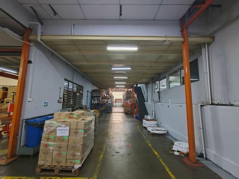 Kilang untuk Dijual di Taman Perindustrian Cemerlang (Ulu Tiram) - Jesmond Lee - Corridor - PropertyGuru.com.my