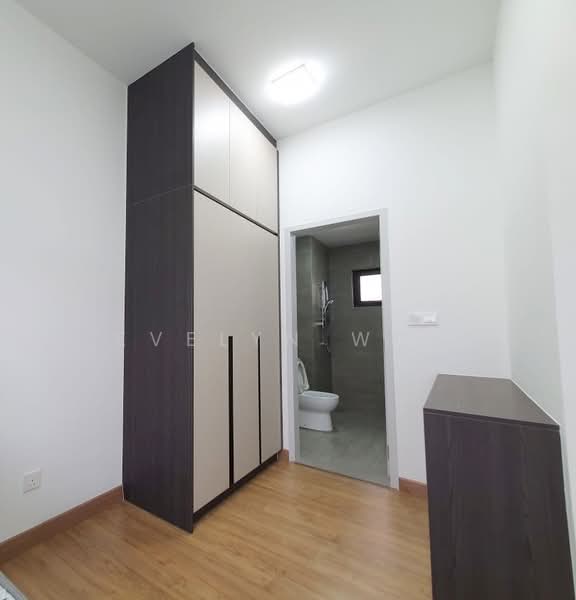 Servis Apartment untuk Disewa di The Amber Residence @ TwentyFive.7 - Evelyn Woo - Bathroom - PropertyGuru.com.my