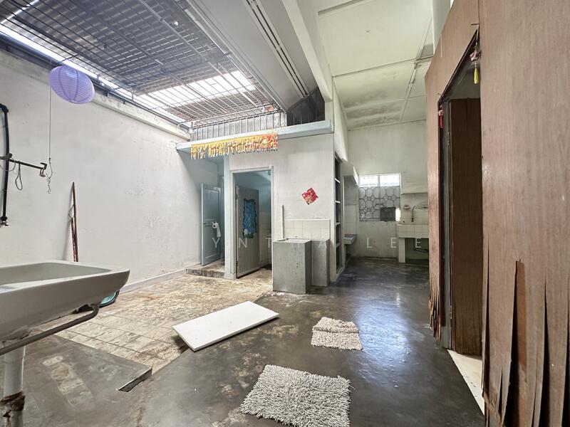 Untuk Dijual - Ayer Itam