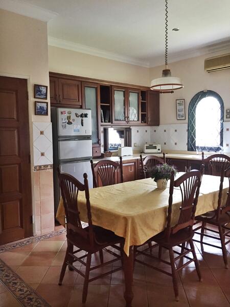 Untuk Dijual - Seksyen 11