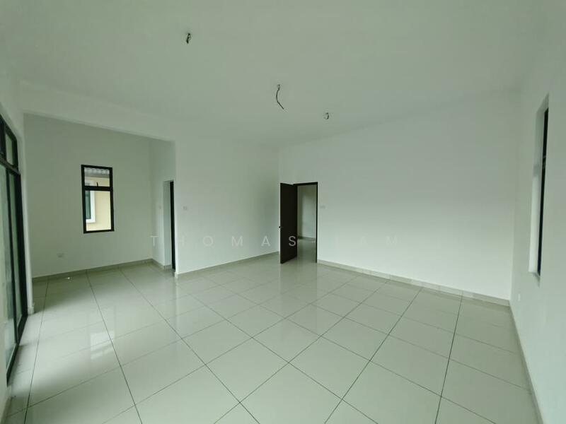 Rumah Berkembar untuk Dijual di Tanjong Minyak (Melaka) - Thomas Lam - Living Room - PropertyGuru.com.my