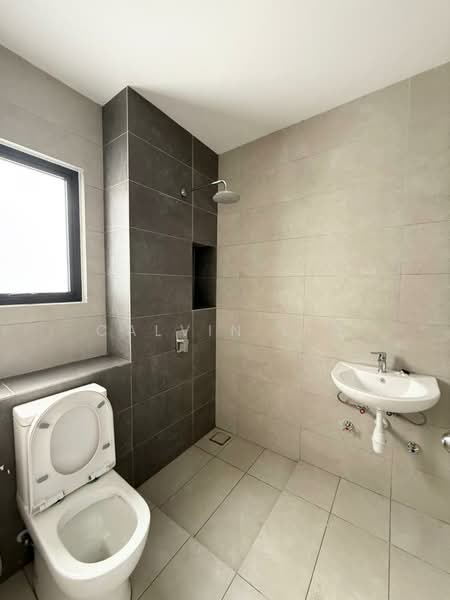 Rumah Teres 2 Tingkat untuk Dijual di Setia Alam (Selangor) - Calvin Lim - Bathroom - PropertyGuru.com.my