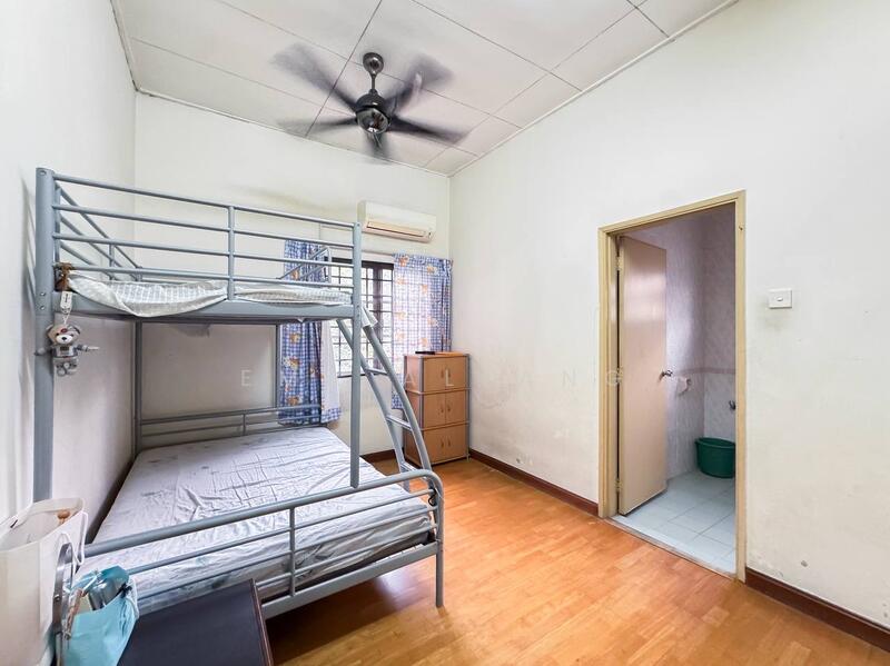 2-storey Terraced House for Sale in Bukit Jelutong (Shah Alam) - EMA ALLANG - PropertyGuru.com.my