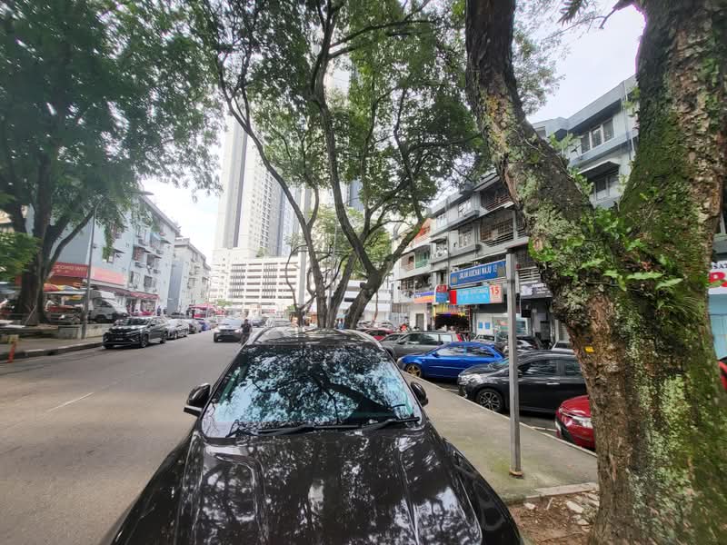 Shop / Office for Sale in Kuchai Lama (Kuala Lumpur) - Bobo Lee - Exterior - PropertyGuru.com.my