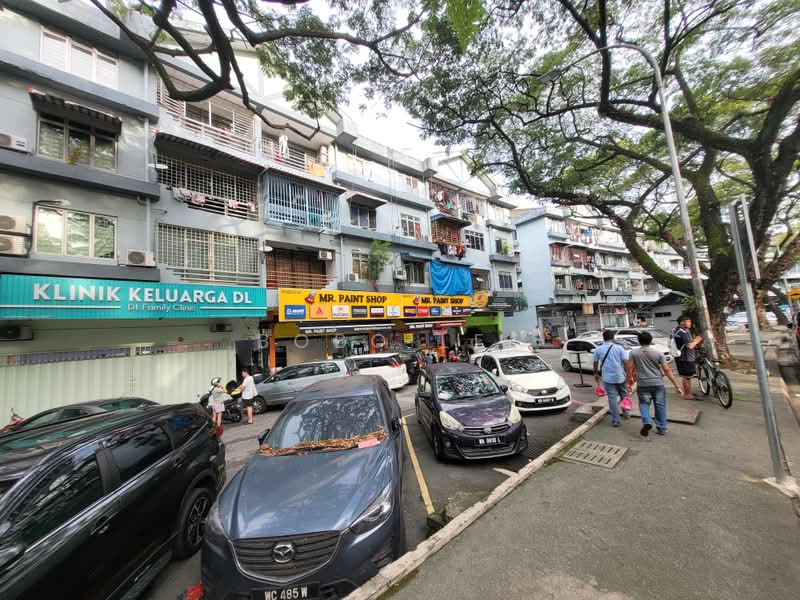 Shop / Office for Sale in Kuchai Lama (Kuala Lumpur) - Bobo Lee - Exterior - PropertyGuru.com.my