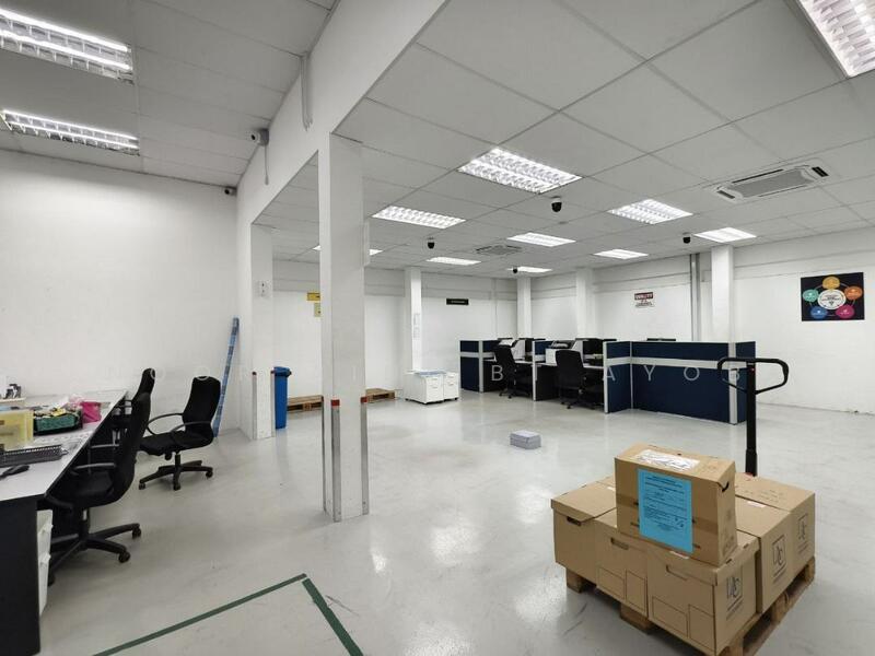 Untuk Dijual - 20,400 Sqft 1.5 Storey Semi D Factory Warehouse Seksyen 10 Bangi