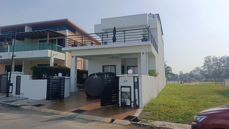 For Sale - Marina cape Admiral cove