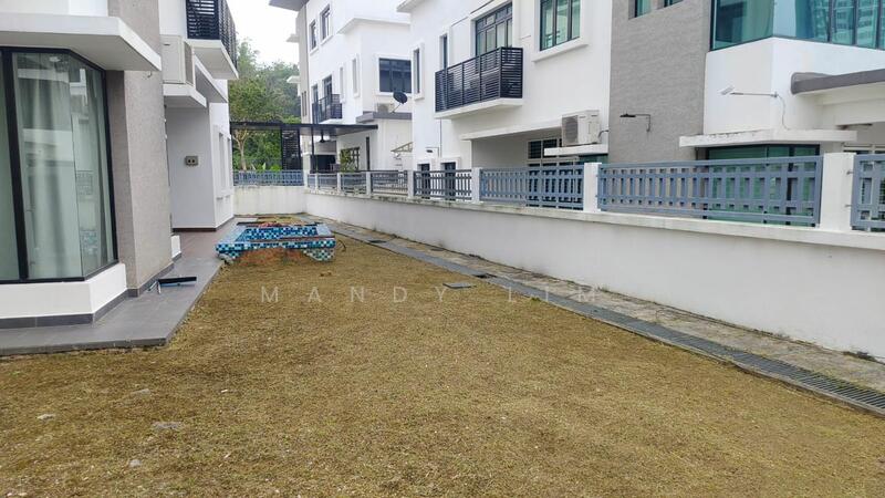 Semi-Detached House for Sale in 16 Sierra (Puchong) - Mandy Lim - Exterior - PropertyGuru.com.my