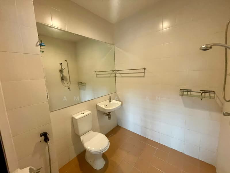2-storey Terraced House for Sale in Taman Riana Ukay (Ulu Kelang) - Amin Azlan - Bathroom - PropertyGuru.com.my
