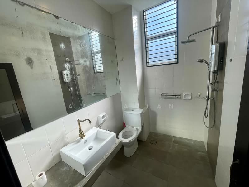 2-storey Terraced House for Sale in Taman Riana Ukay (Ulu Kelang) - Amin Azlan - Bathroom - PropertyGuru.com.my