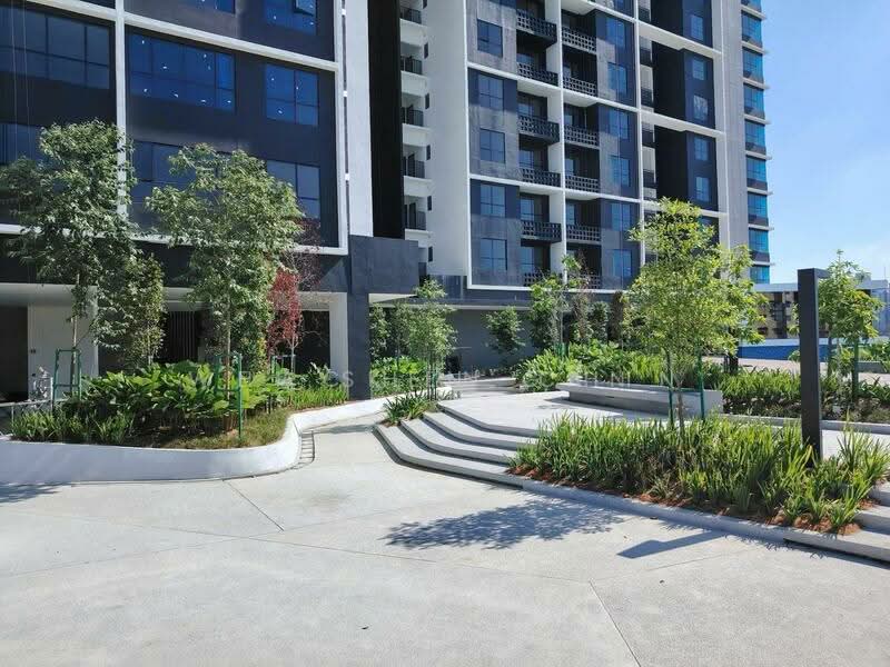 Kediaman Servis untuk Dijual di Maya Ara Residences - Vincent Chin - Exterior - PropertyGuru.com.my