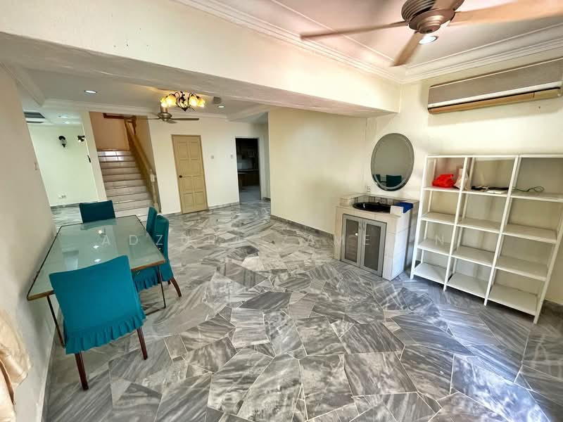 Rumah Berkembar untuk Dijual di Seksyen 9 (Shah Alam) - Adzura Zamedin - Dining Room - PropertyGuru.com.my