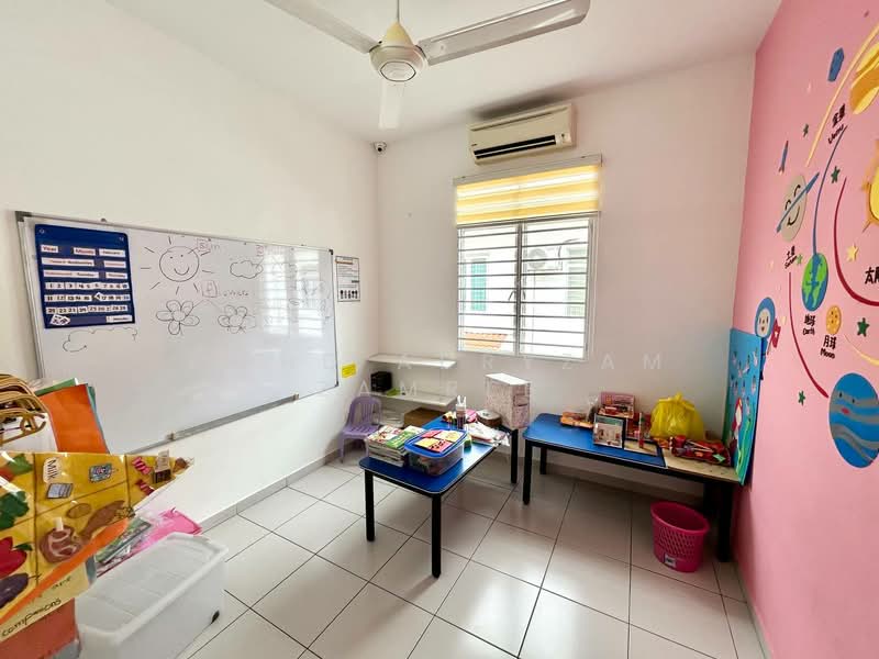 Rumah Teres 2 Tingkat untuk Dijual di Setia Indah (Setia Alam) - Mohd Adryzam - Study - PropertyGuru.com.my