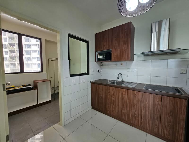 Kondominium untuk Dijual di The Z Residence - Snow Pu - Kitchen - PropertyGuru.com.my