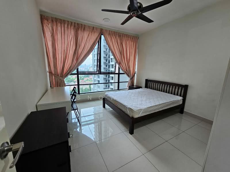 Kondominium untuk Dijual di The Z Residence - Snow Pu - 2nd Bedroom - PropertyGuru.com.my