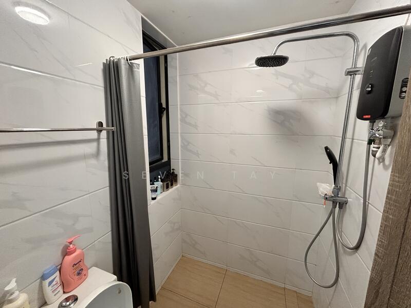 Service Residence for Sale at Country Garden Central Park - Seven Tay - Bathroom - PropertyGuru.com.my