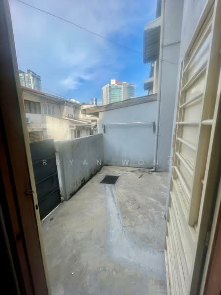 Rumah Teres 2 Tingkat untuk Dijual di Damansara Kim (Petaling Jaya) - Bryan Wong - Balcony - PropertyGuru.com.my