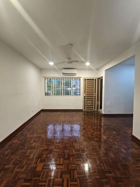 Rumah Teres 2 Tingkat untuk Dijual di Damansara Kim (Petaling Jaya) - Bryan Wong - Living Room - PropertyGuru.com.my