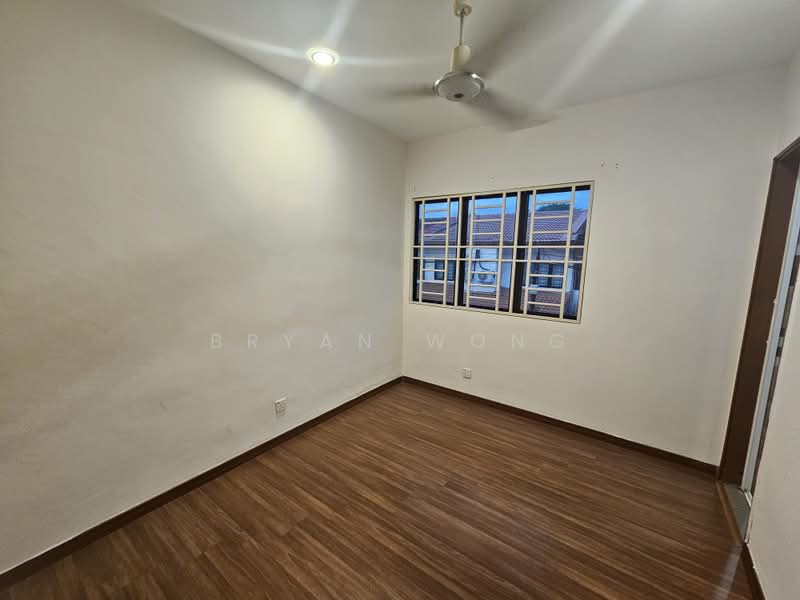 Rumah Teres 2 Tingkat untuk Dijual di Damansara Kim (Petaling Jaya) - Bryan Wong - Bedroom - PropertyGuru.com.my
