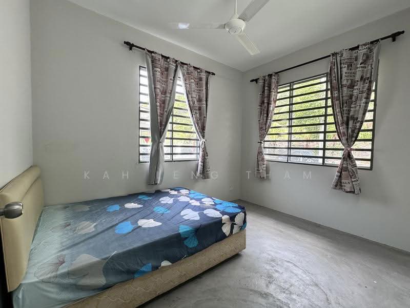 1-storey Terraced House for Sale in Seremban (Negeri Sembilan) - Carine Tham - Bedroom - PropertyGuru.com.my