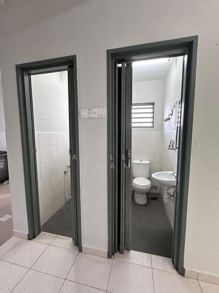 1-storey Terraced House for Sale in Seremban (Negeri Sembilan) - Carine Tham - Bathroom - PropertyGuru.com.my