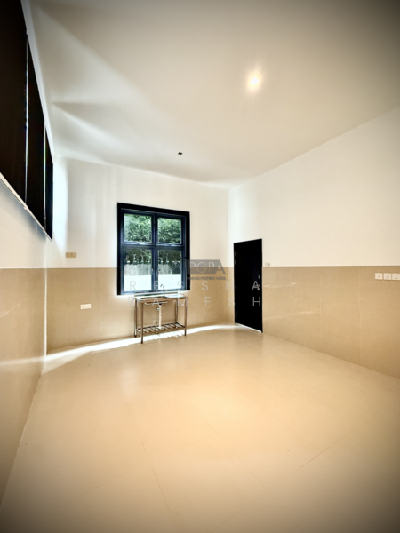 Bungalow for Sale in Batu Ferringhi (Penang) - Ressha Ramesh - Kitchen - PropertyGuru.com.my