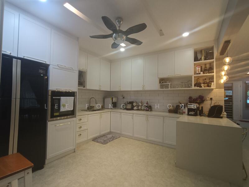 Rumah Bandar untuk Dijual di Tropicana (Selangor) - Lee Fong Chong - Kitchen - PropertyGuru.com.my