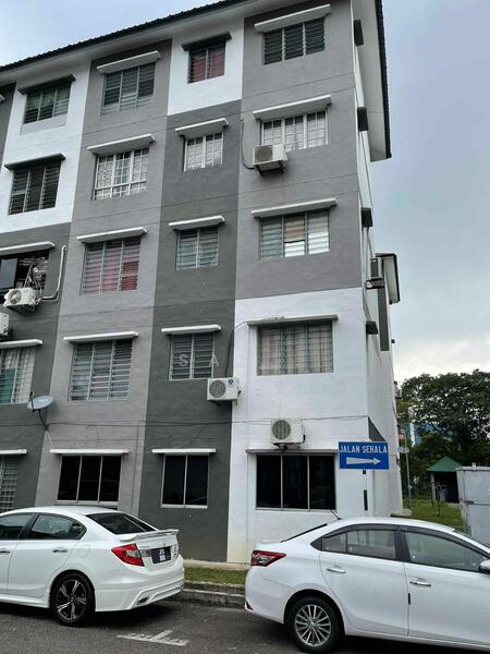 For Sale - Rumah Pangsa Permas Jaya