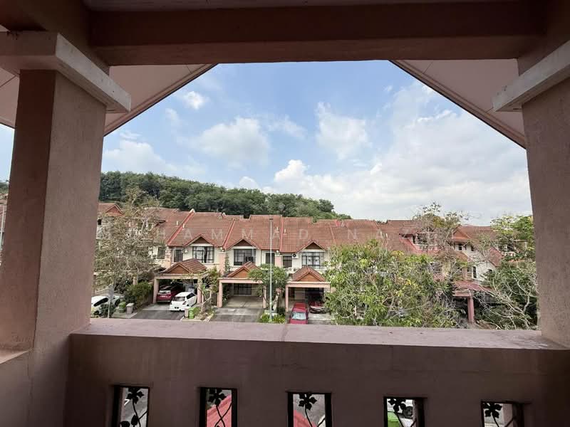 Precinct 16 untuk Untuk Dijual - RM 1,290,000, Mac 2026 - Balcony - PropertyGuru.com.my