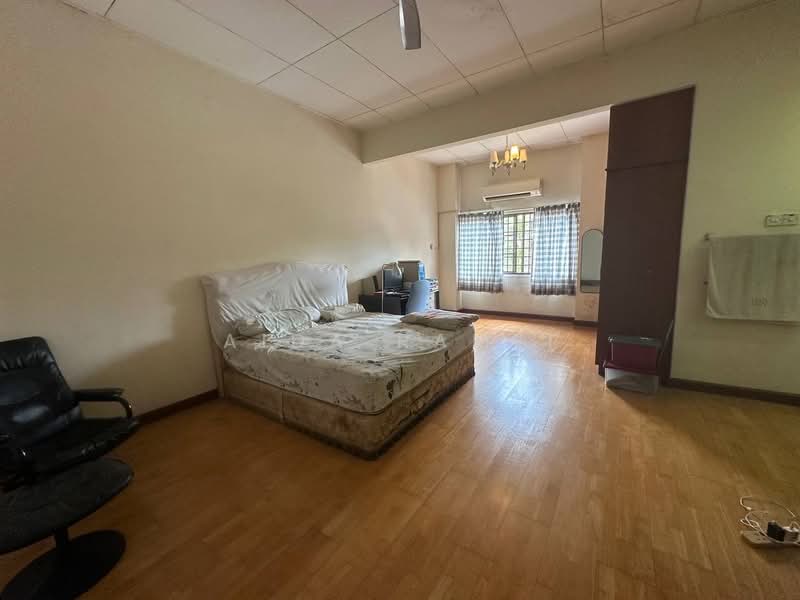 2-storey Terraced House for Sale in Bukit Jelutong (Shah Alam) - Aida Ramli - Bedroom - PropertyGuru.com.my