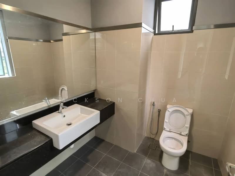 Office for Rent in Taman Desa (Kuala Lumpur) - Jackson Chua - Bathroom - PropertyGuru.com.my