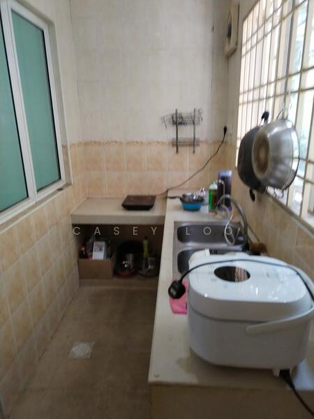 3-storey Terraced House for Sale in Taman Megah Kepong (Kepong) - Casey Loo - Kitchen - PropertyGuru.com.my