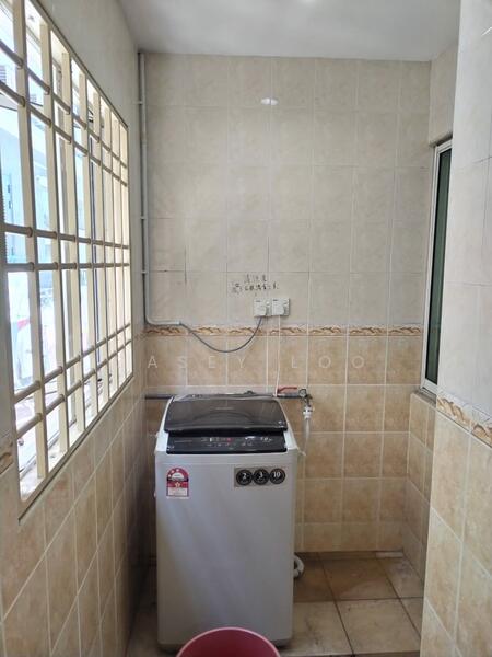 3-storey Terraced House for Sale in Taman Megah Kepong (Kepong) - Casey Loo - Bathroom - PropertyGuru.com.my