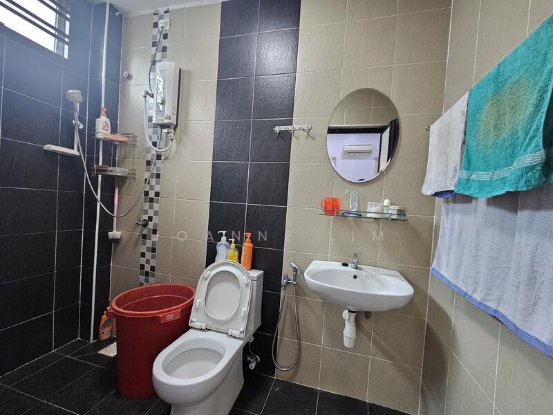 Bungalow for Sale in Paya Rumput (Melaka) - Anne Lim - Bathroom - PropertyGuru.com.my