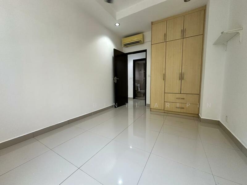 For Rent - Desa Putra