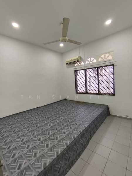 Rumah Banglo untuk Dijual di Muar (Johor) - Tan Sian Pin - Bedroom - PropertyGuru.com.my