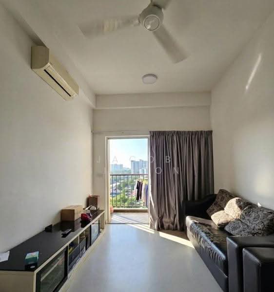 Kediaman Servis untuk Disewa di BSP 21 - Jacob - Living Room - PropertyGuru.com.my