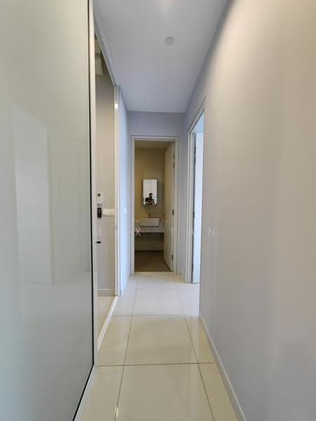 Kediaman Servis untuk Dijual di Dianthus @ Tropicana Gardens - Max Tan - Corridor - PropertyGuru.com.my