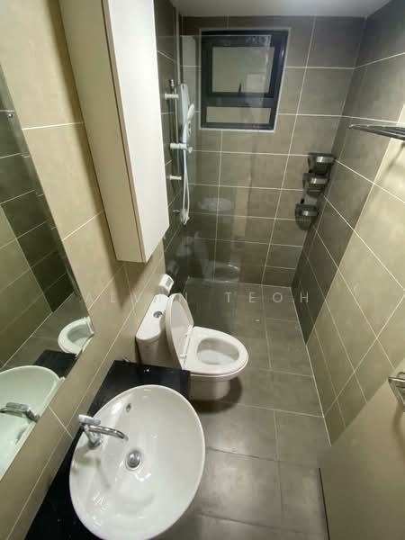 Servis Apartment untuk Disewa di Liberty @ Arc - Alvin Teoh - Bathroom - PropertyGuru.com.my