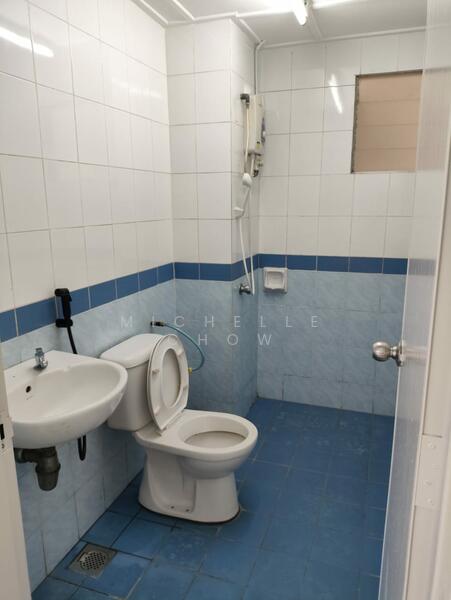 D'shire Villa untuk Untuk Dijual - RM 360,000, Feb 2026 - Bathroom - PropertyGuru.com.my