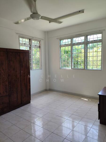 D'shire Villa untuk Untuk Dijual - RM 360,000, Feb 2026 - Bedroom - PropertyGuru.com.my