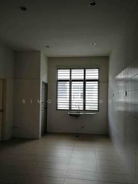 1-storey Terraced House for Rent in Setia Alam (Selangor) - Simon Chang - Kitchen - PropertyGuru.com.my