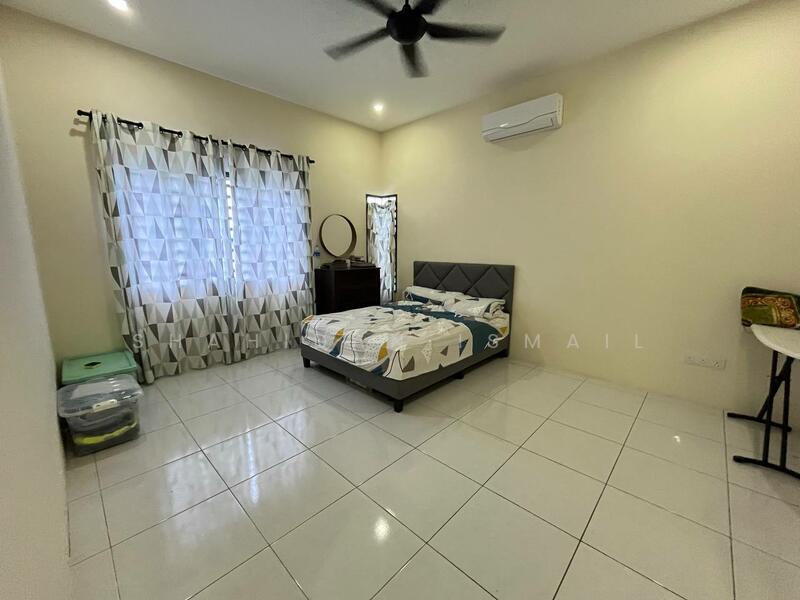 Rumah Berkembar untuk Dijual di Taman Meru Jaya (Kapar) - Shahidan Ismail - Bedroom - PropertyGuru.com.my