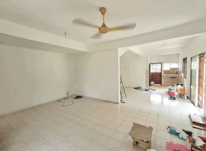 Rumah Teres 2 Tingkat untuk Dijual di Klang (Selangor) - HS Ong - Living Room - PropertyGuru.com.my