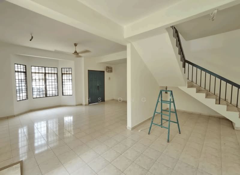 Rumah Teres 2 Tingkat untuk Dijual di Klang (Selangor) - HS Ong - Living Room - PropertyGuru.com.my