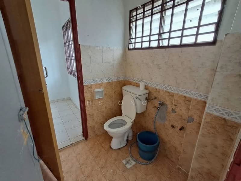 Rumah Teres 2 Tingkat untuk Dijual di Klang (Selangor) - HS Ong - Bathroom - PropertyGuru.com.my
