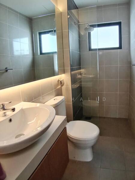 Intana Ria 3 untuk Untuk Dijual - RM 399,000, Mac 2026 - Bathroom - PropertyGuru.com.my