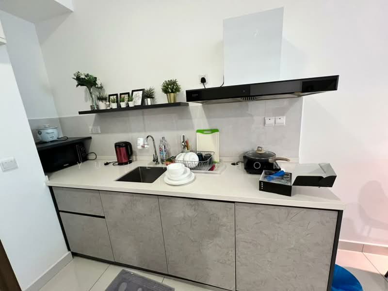 Servis Apartment untuk Disewa di Greenfield Residence - Yu Heng Chong - Kitchen - PropertyGuru.com.my
