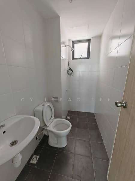 Kondominium untuk Dijual di One Foresta - Cy Issac Lee - Bathroom - PropertyGuru.com.my