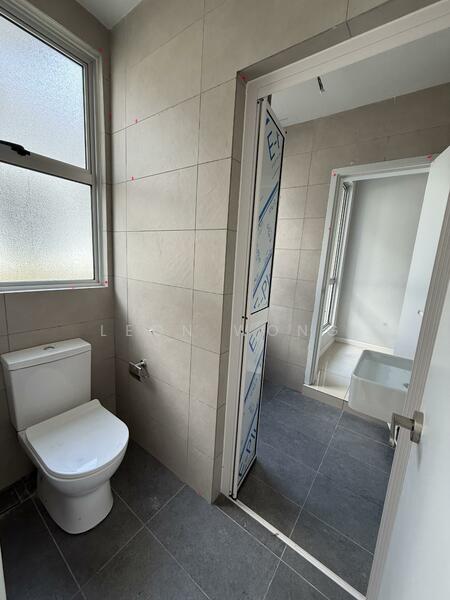 2-storey Terraced House for Rent in Tamansari (Rawang) - LEON WONG - Bathroom - PropertyGuru.com.my